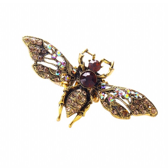 ‼️CLEARANCE ‼️ Luxury Unique Bee Ring - Picture 4 of 5